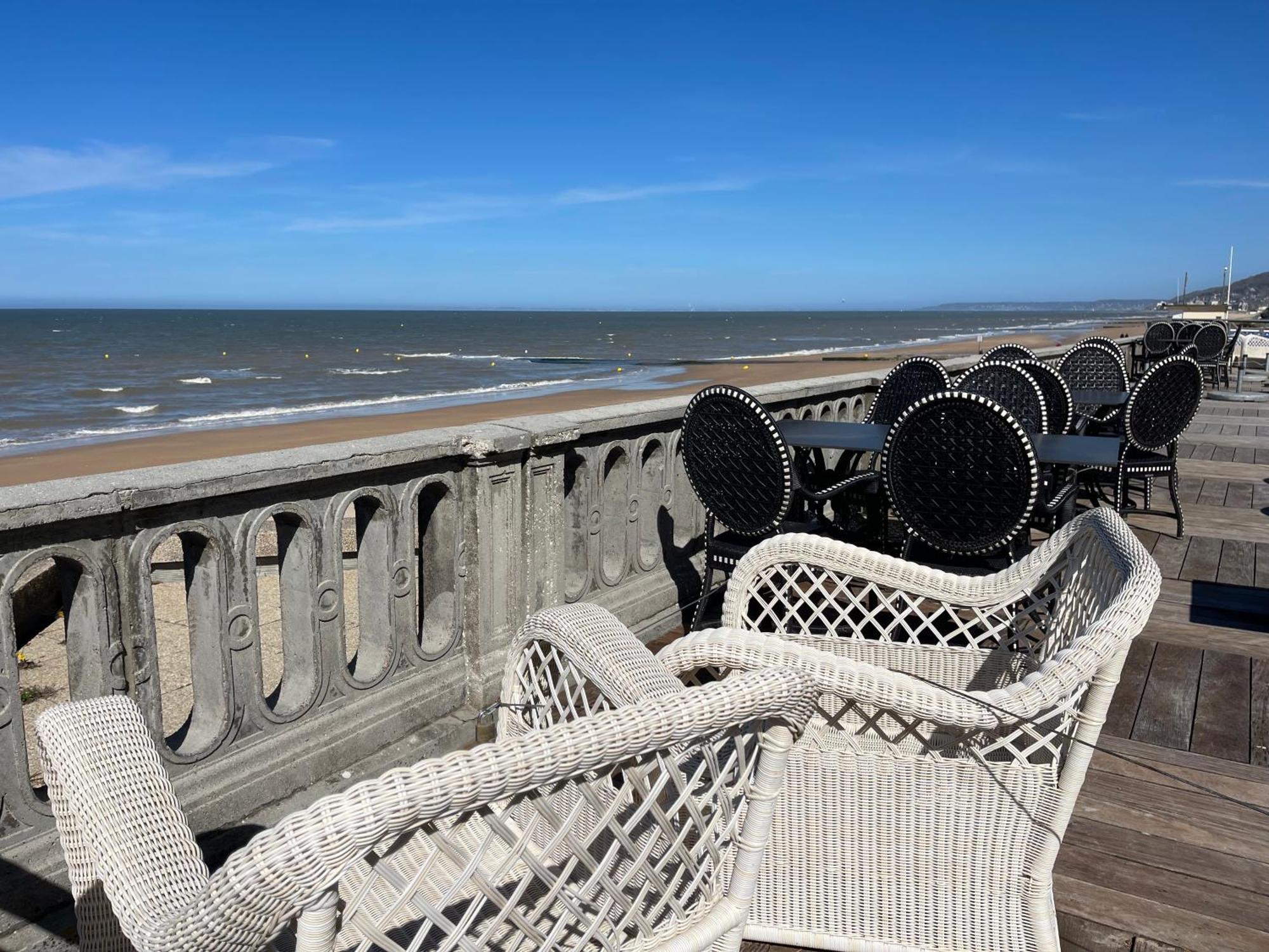 Pressoir De La Mare Superhote 12 Minutes De Cabourg Goustranville Exterior photo